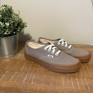 Vans *NEW* Tan/Brown Gum Soles ~RARE